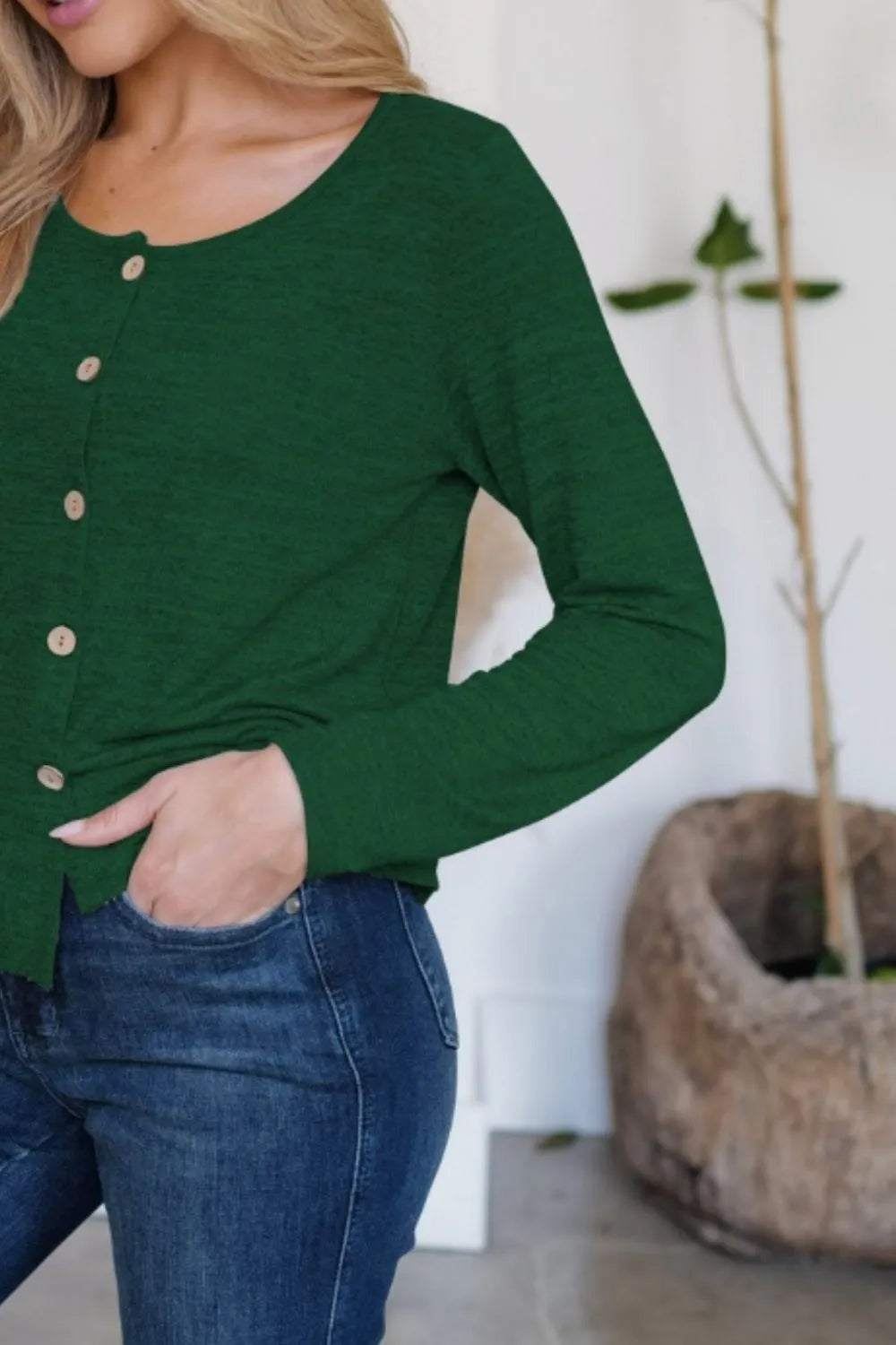 b03f0f4d-3b9d-48a1-bc30-58261a9616ca-Max