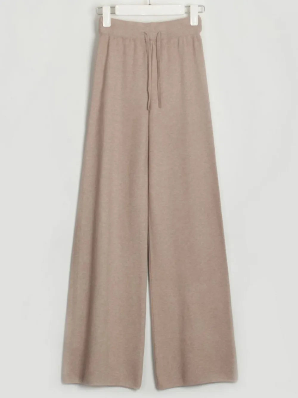 64506f4b-383e-4001-8636-7dbd897781a5-Max