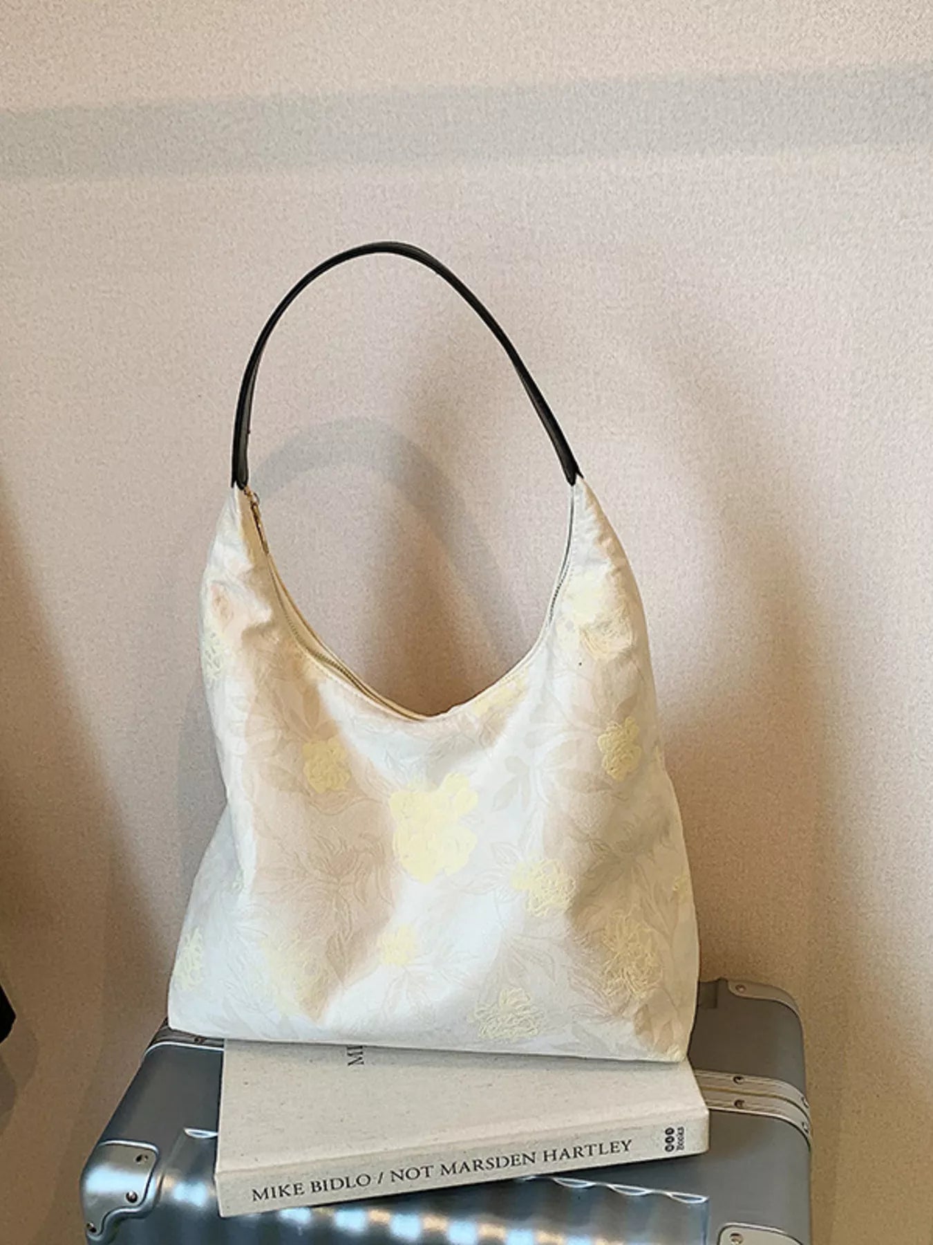 7211e9c58c0f45c592f4f7d4f5980da2-Max-Origin